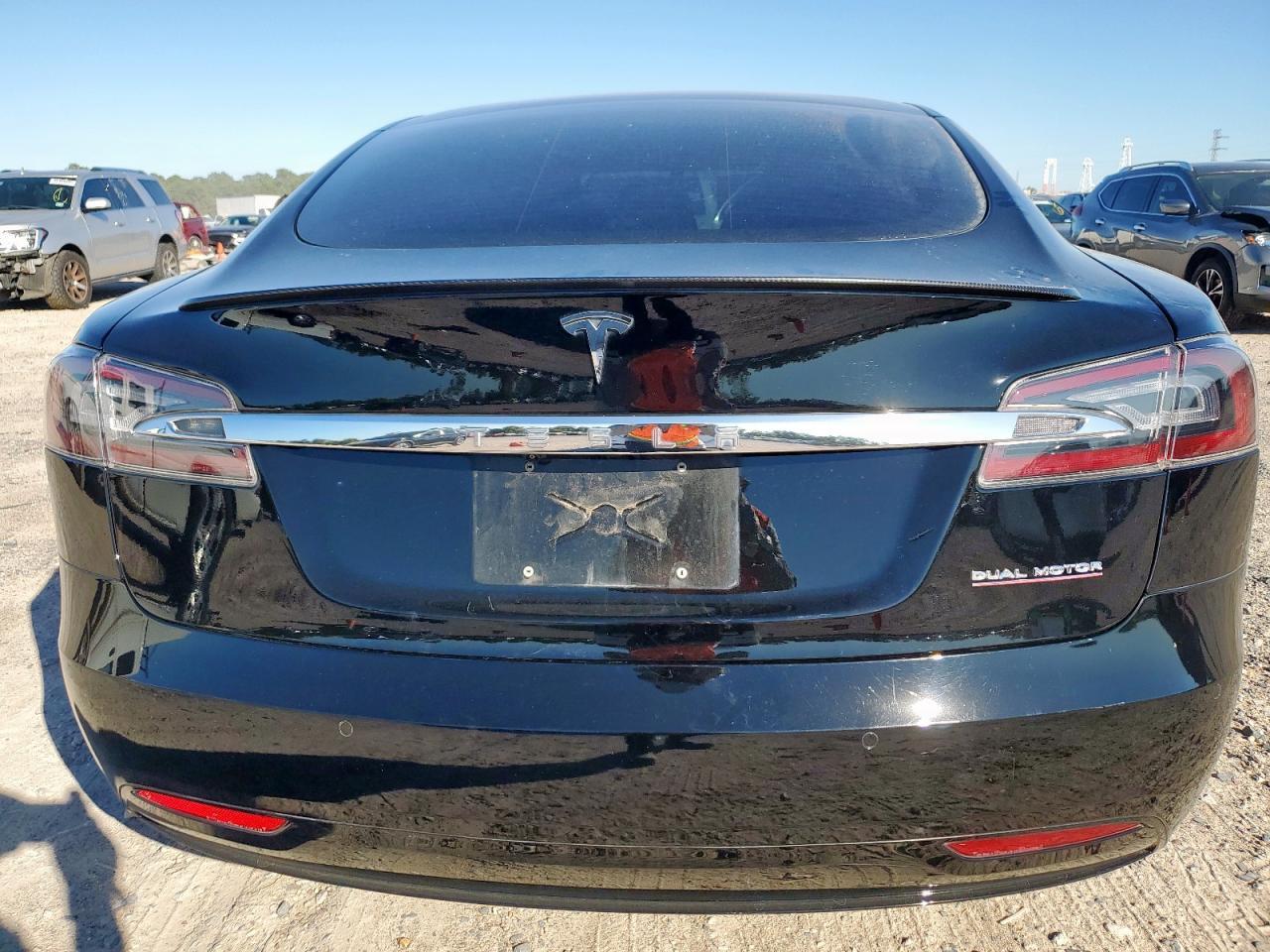 2020 TESLA MODEL S