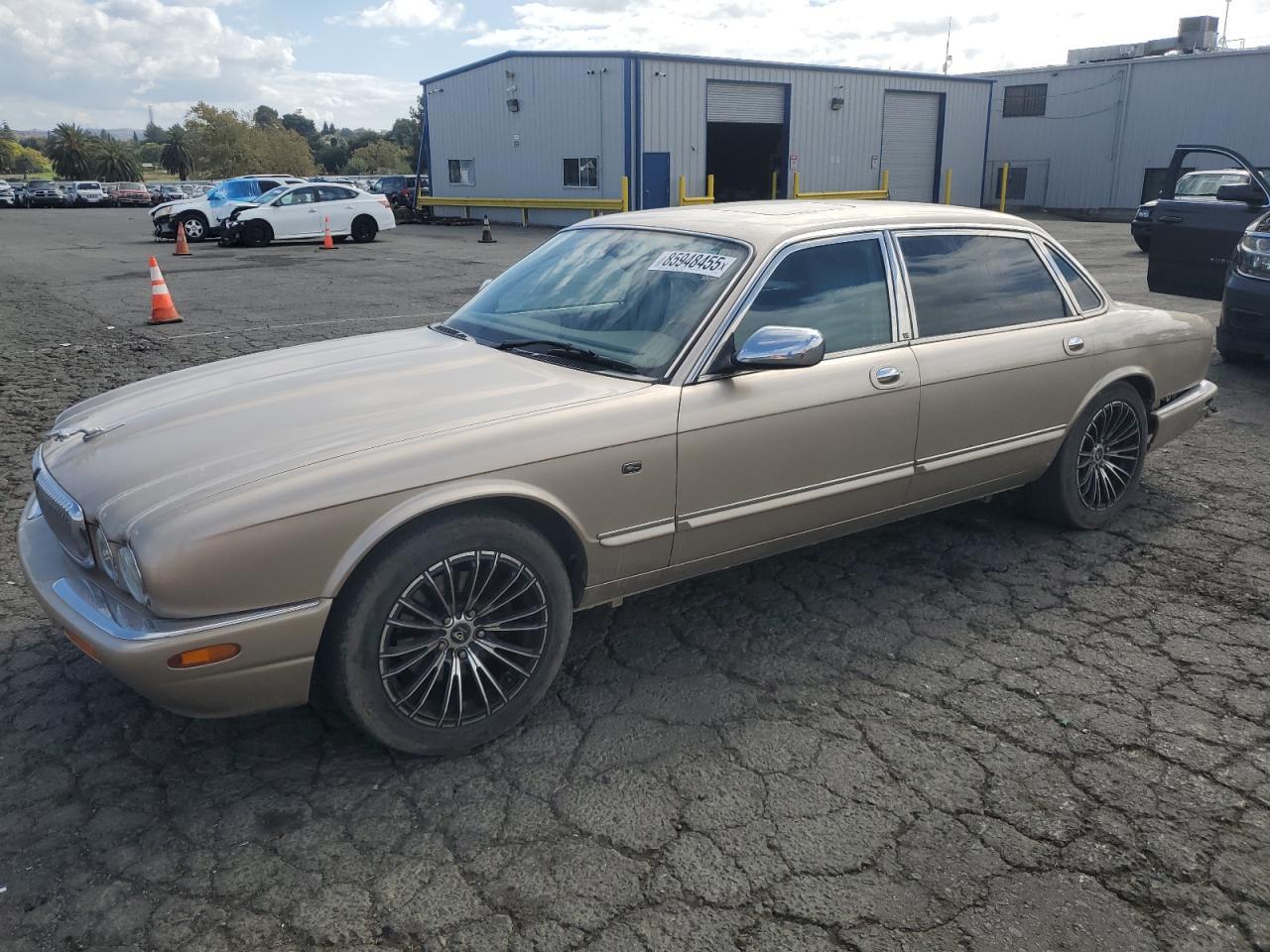 2003 JAGUAR Vandenplas