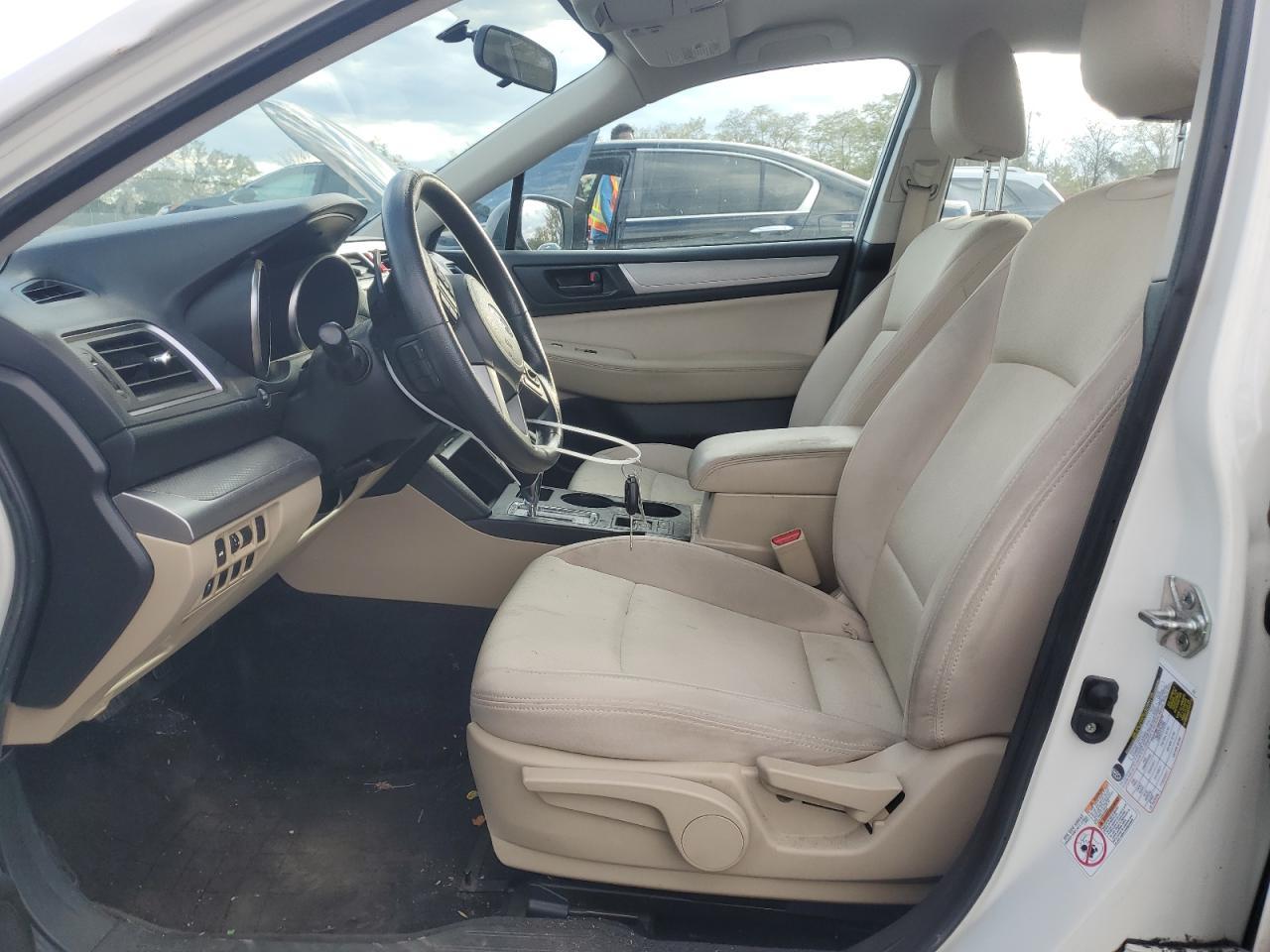 2015 SUBARU Legacy