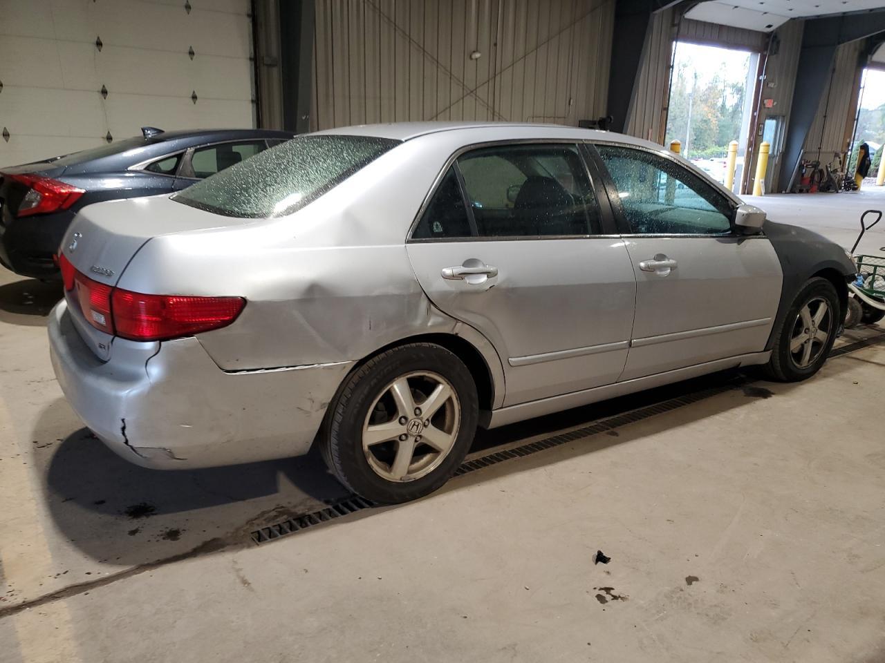 2005 HONDA ACCORD
