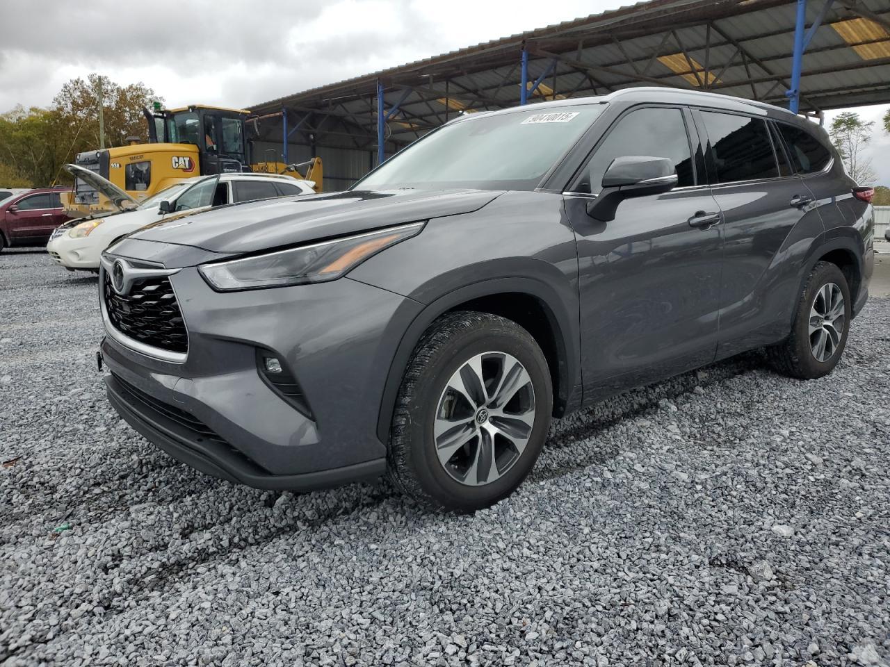 2022 TOYOTA HIGHLANDER