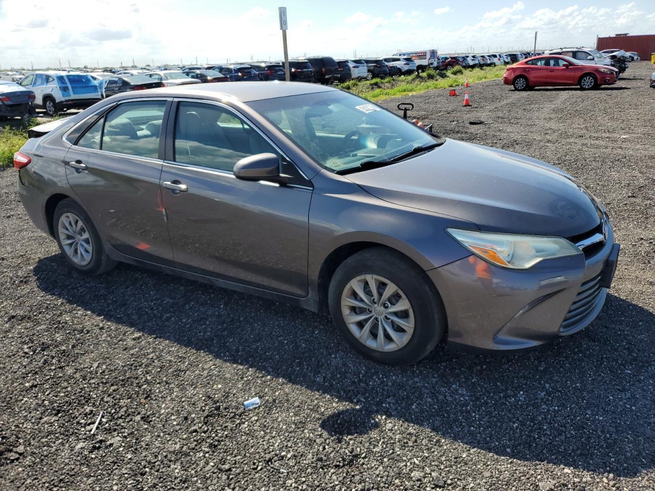 2017 TOYOTA CAMRY