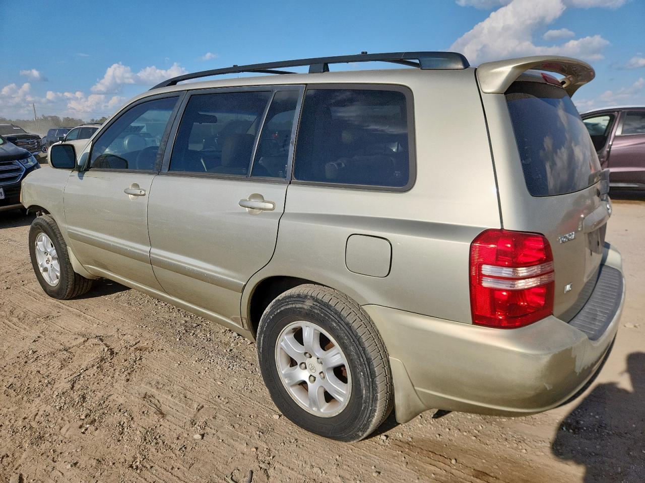 2003 TOYOTA HIGHLANDER