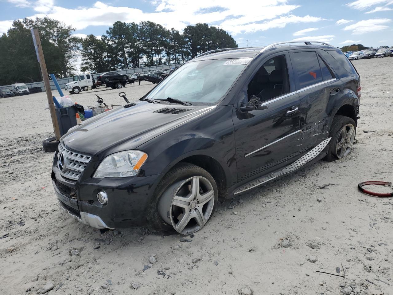 2011 MERCEDES-BENZ ML-Class