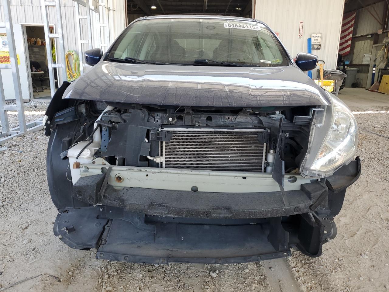 2019 NISSAN VERSA