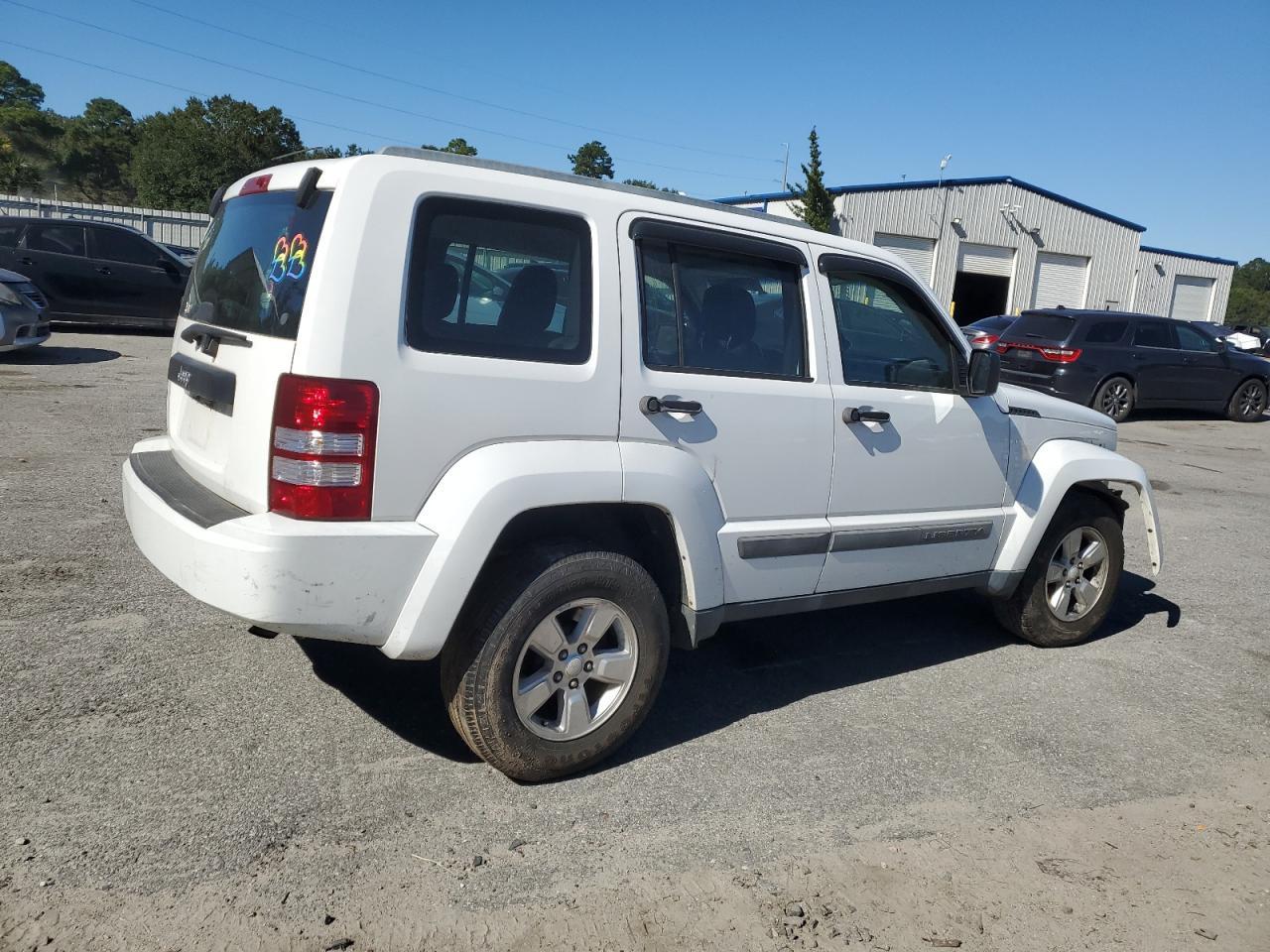 2012 JEEP Liberty