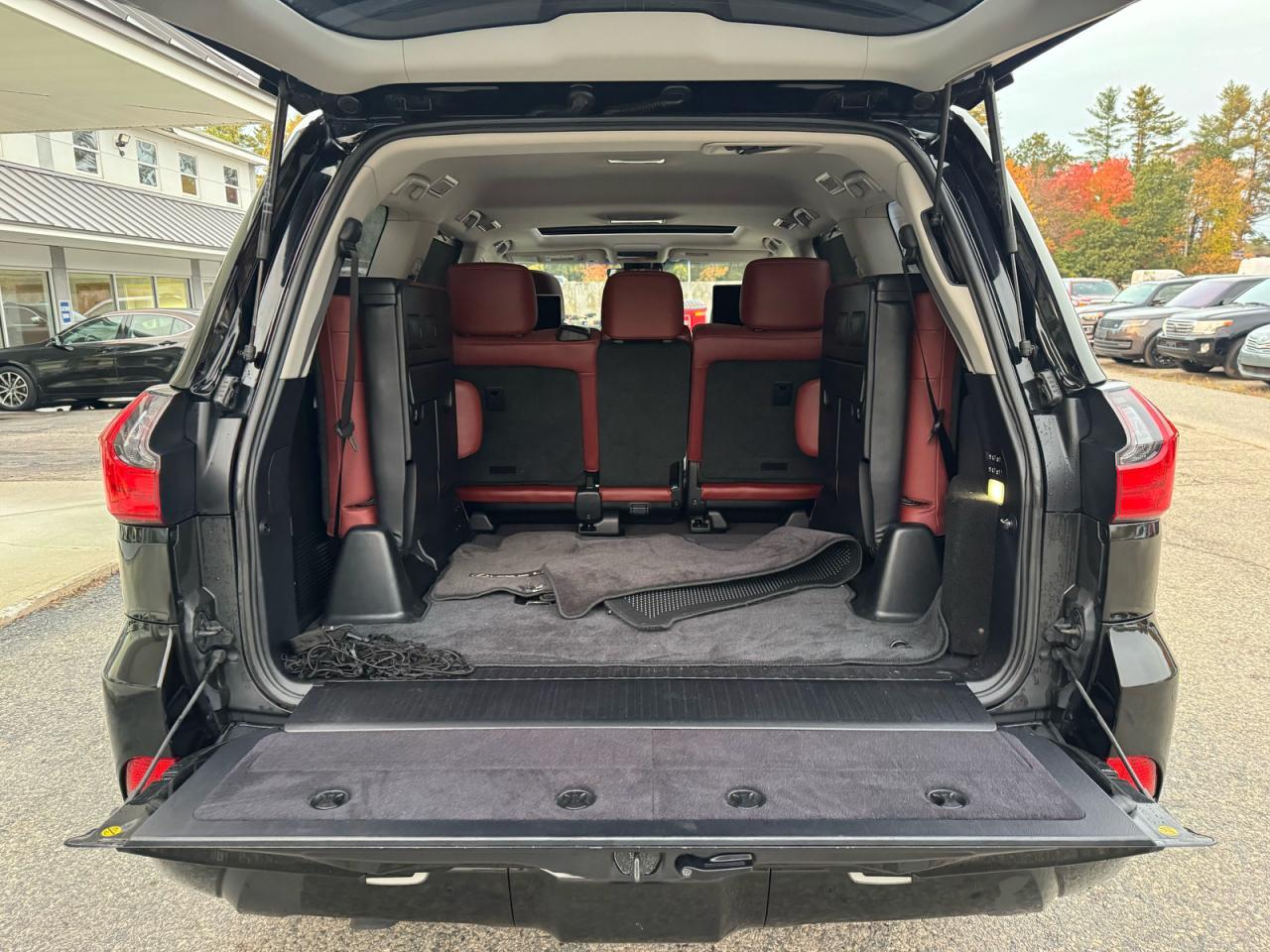 2016 LEXUS LX 570