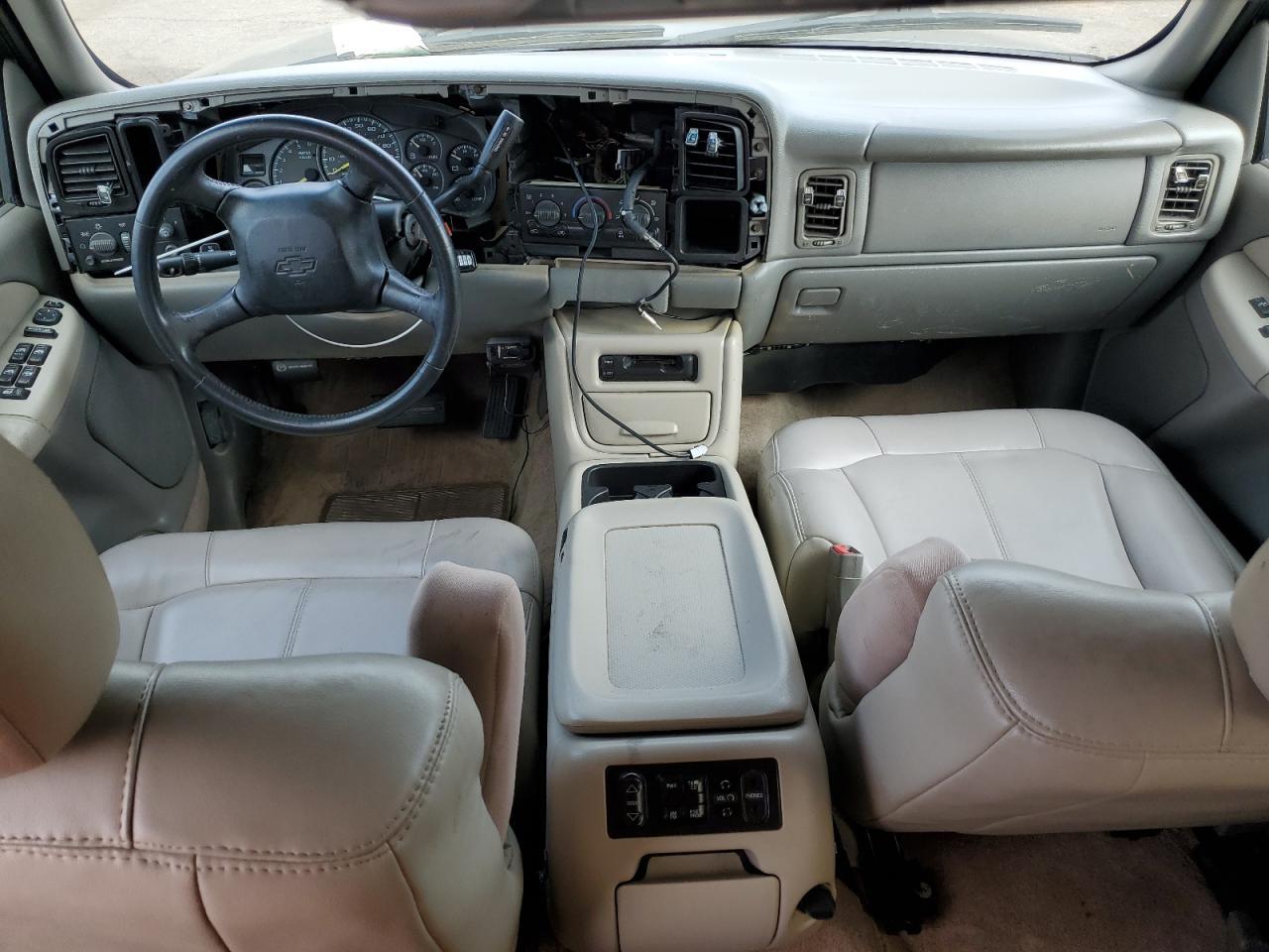 2002 CHEVROLET Suburban