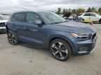 2021 VOLVO XC40