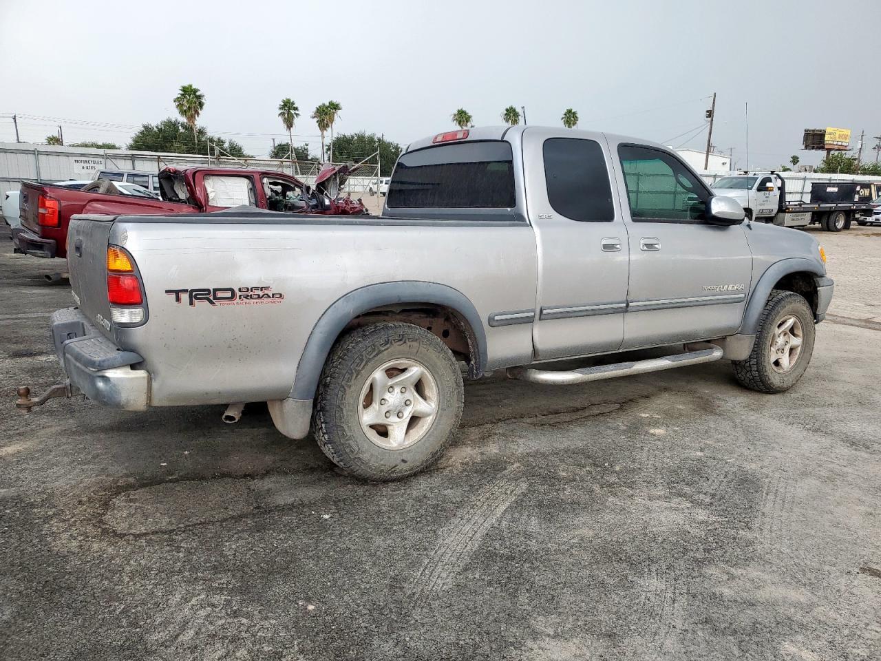 2002 TOYOTA TUNDRA