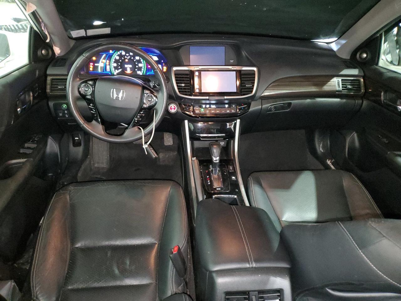 2017 HONDA ACCORD