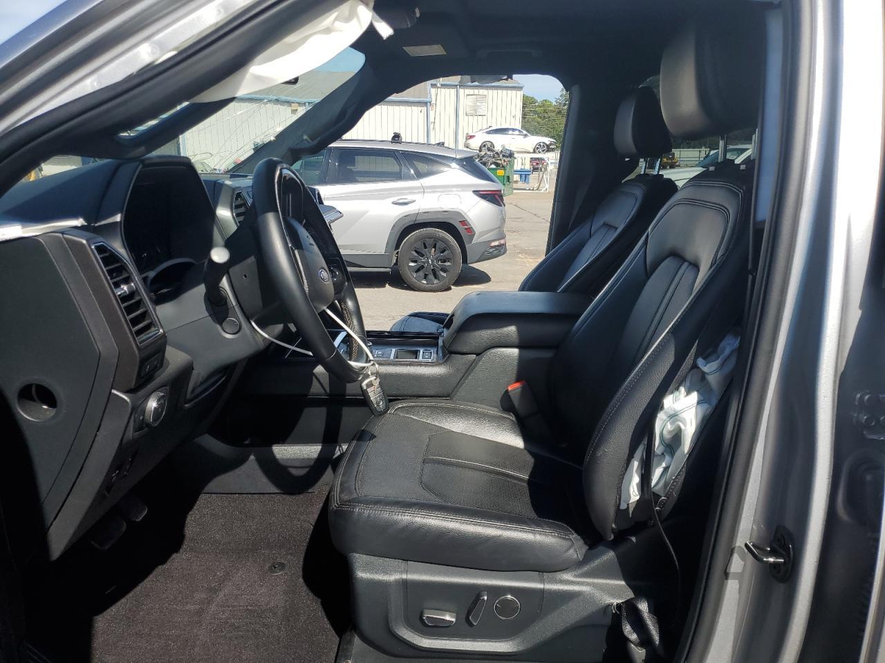 2021 FORD Expedition
