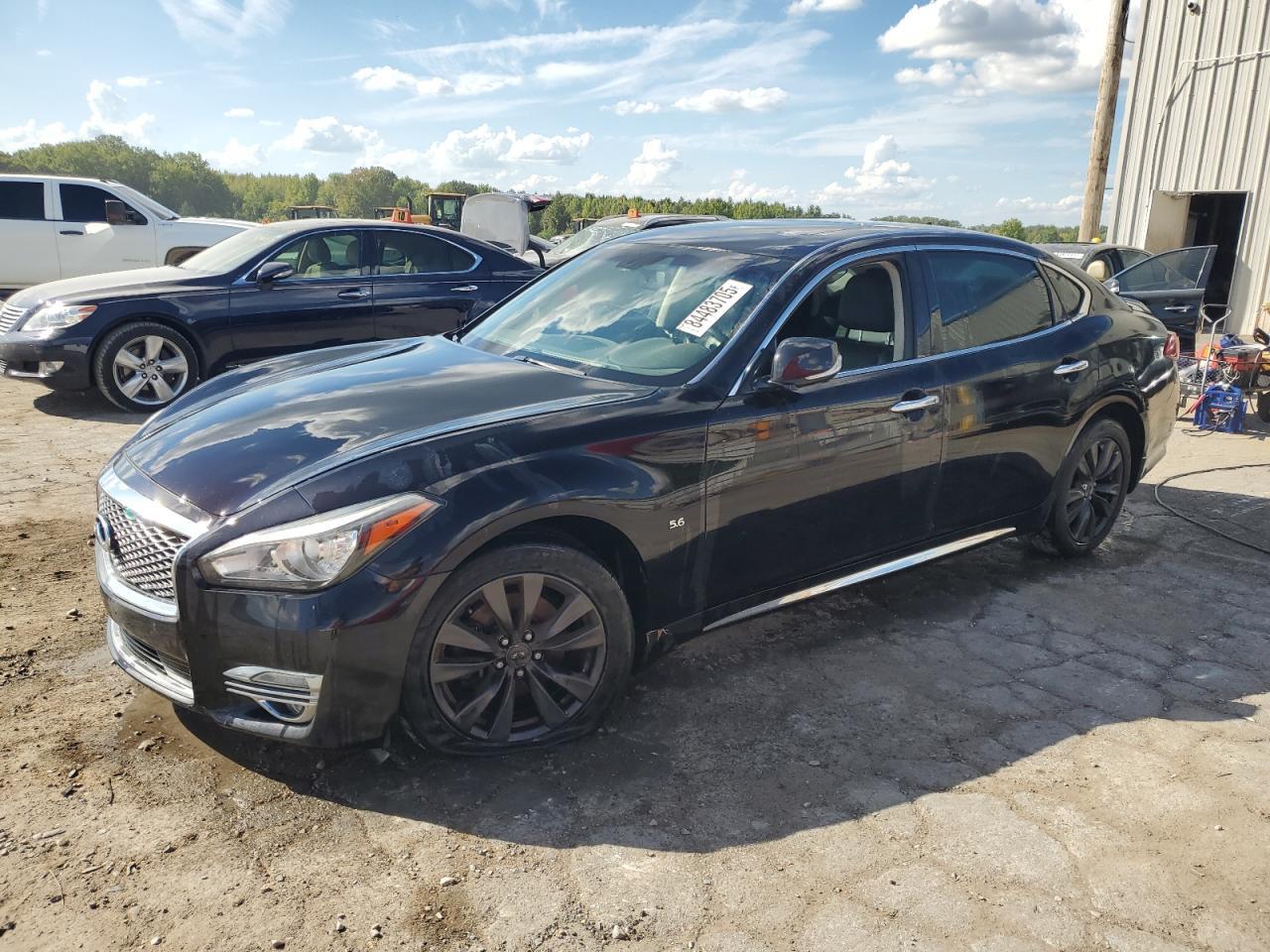 2015 INFINITI Q70