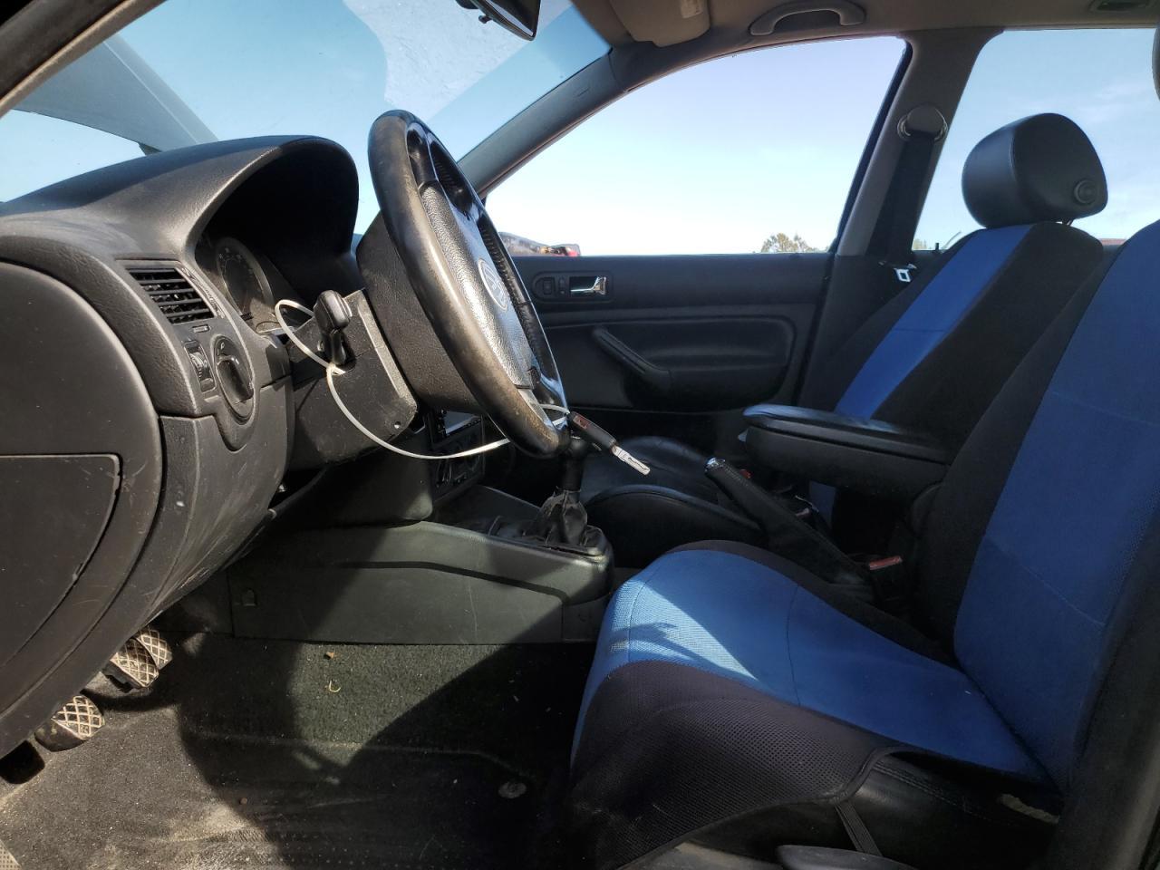 2005 VOLKSWAGEN JETTA