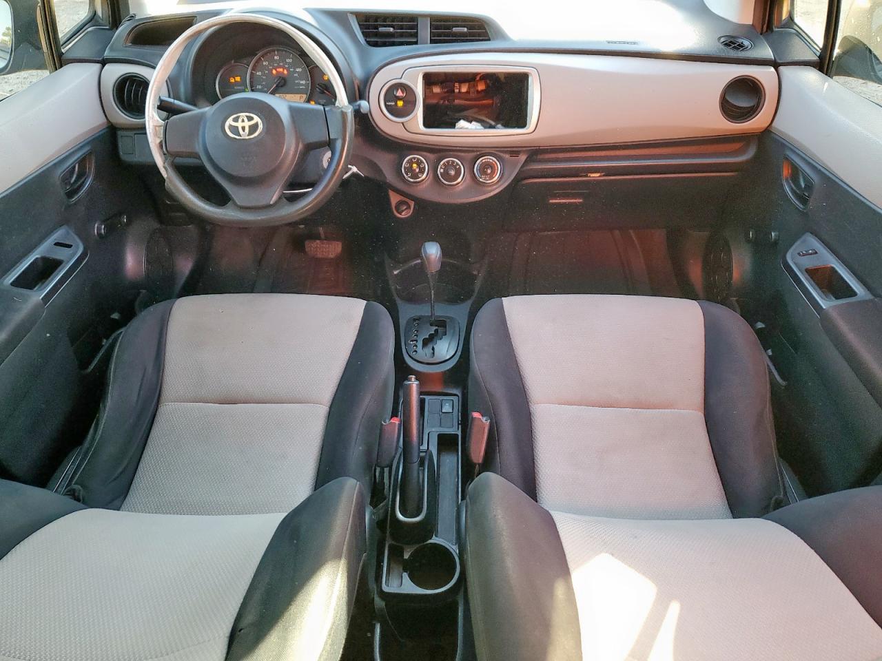 2012 TOYOTA YARIS