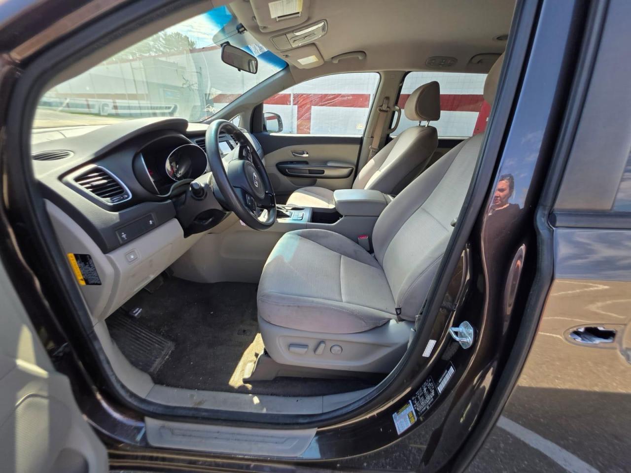 2015 KIA SEDONA