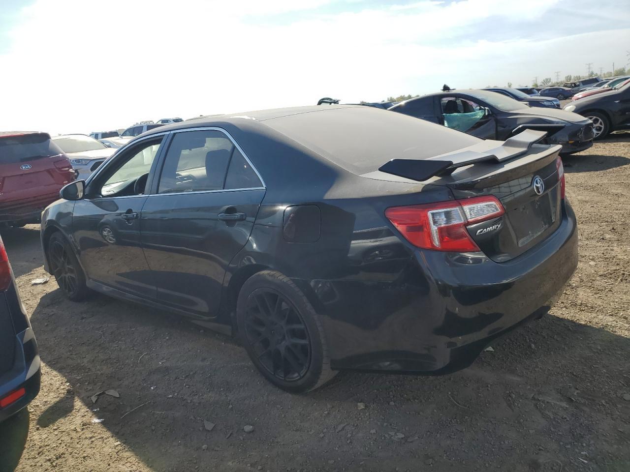 2014 TOYOTA CAMRY