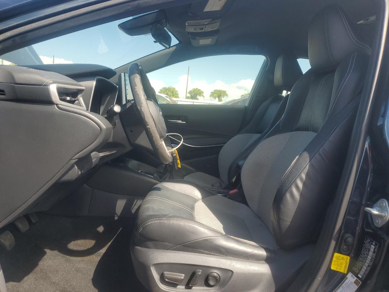 2019 TOYOTA COROLLA