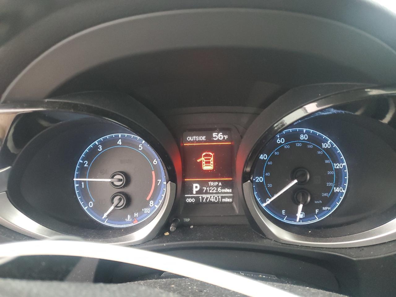 2015 TOYOTA COROLLA