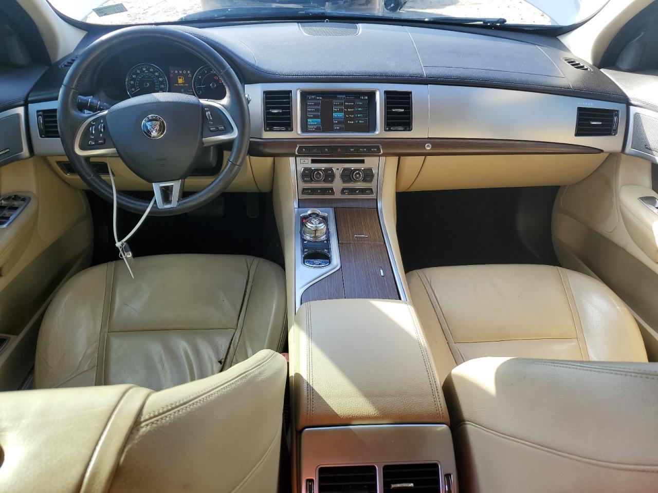 2014 JAGUAR XF