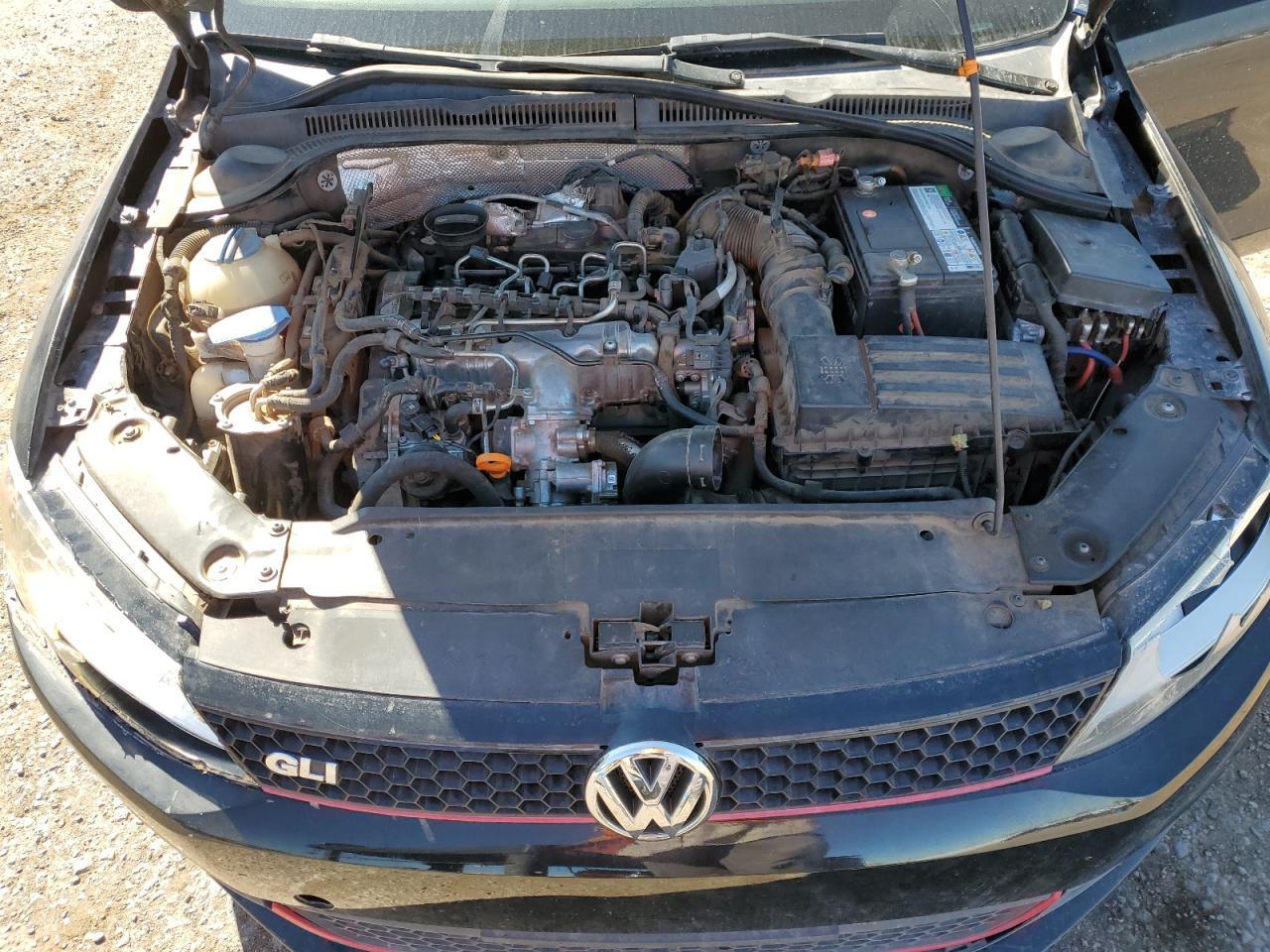 2013 VOLKSWAGEN JETTA