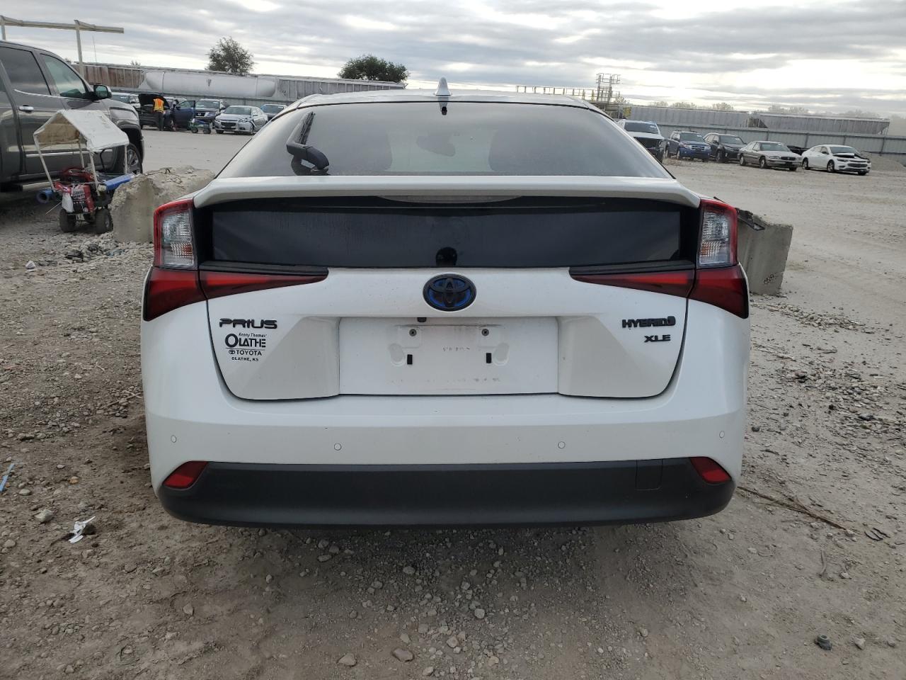 2021 TOYOTA PRIUS