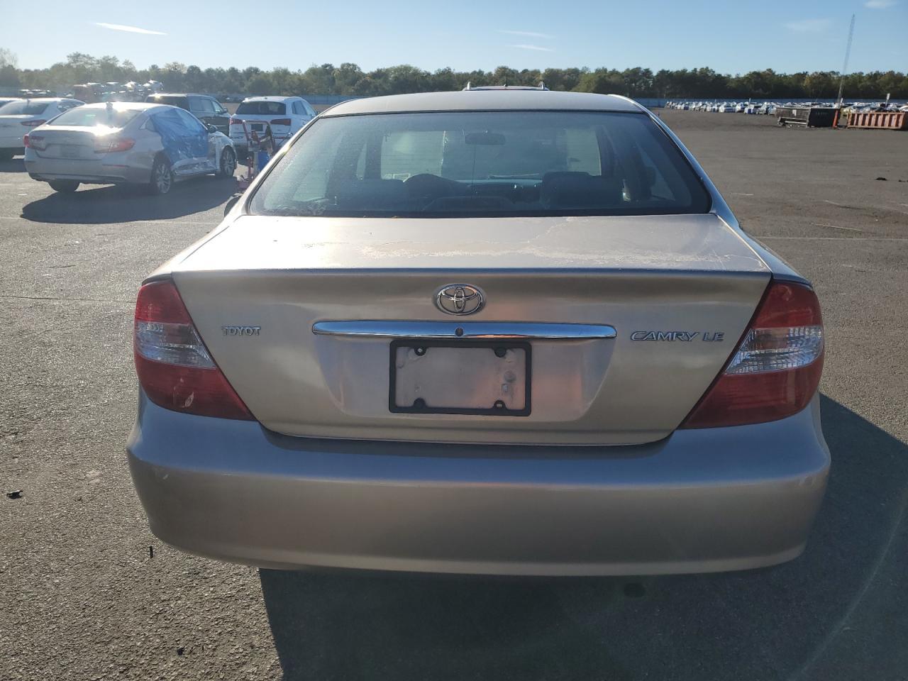 2002 TOYOTA CAMRY