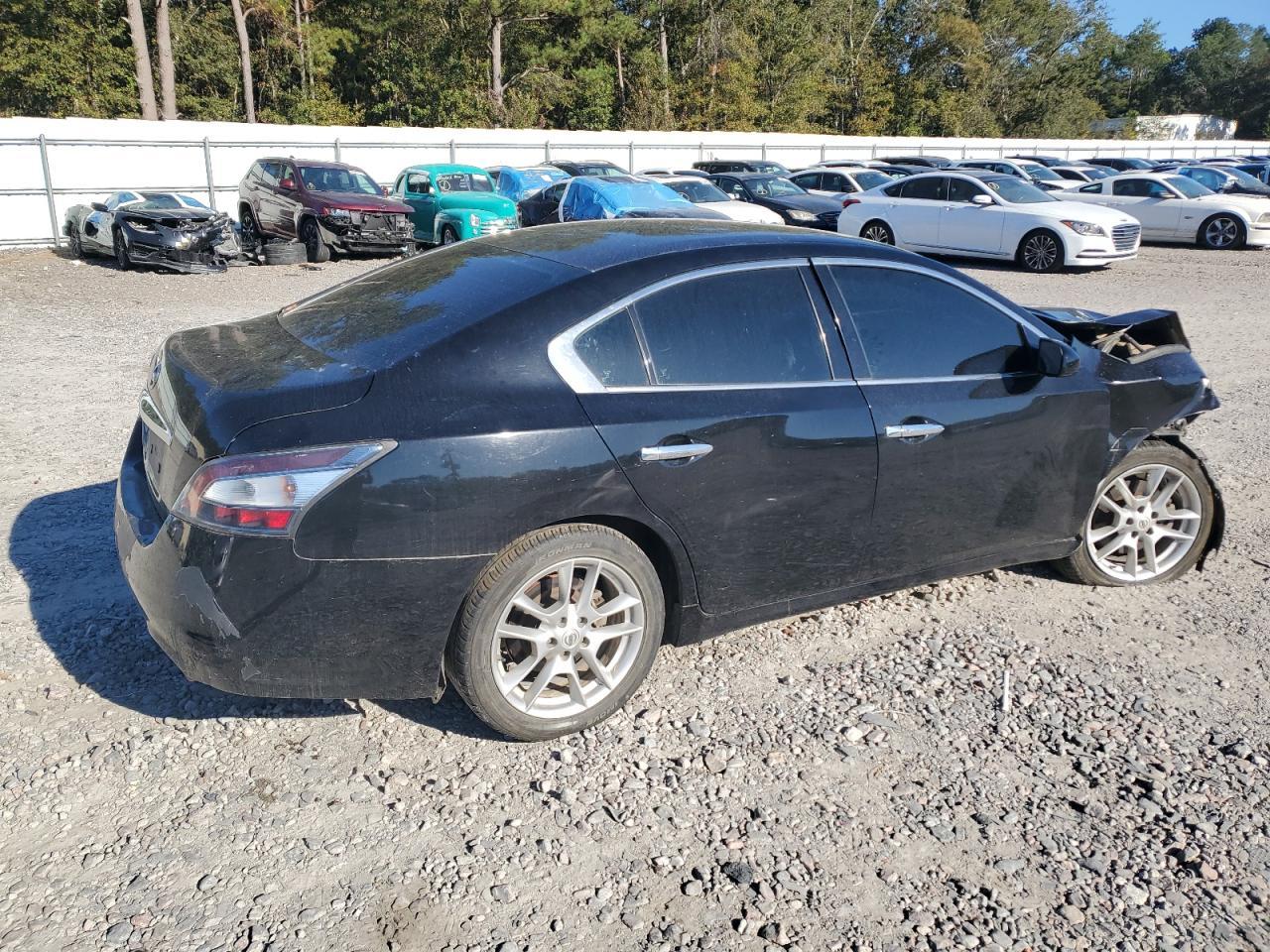 2014 NISSAN Maxima