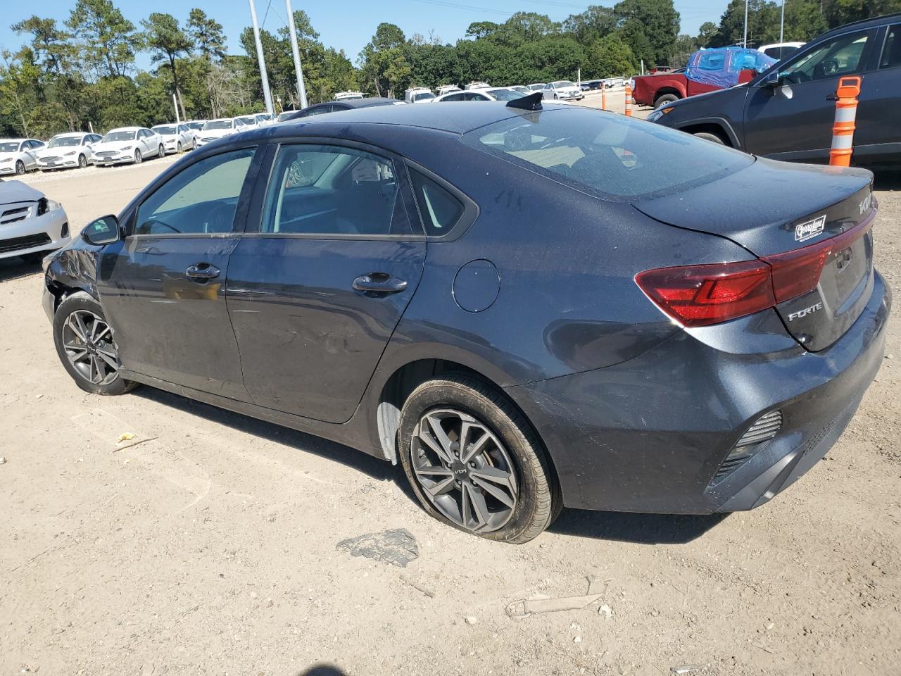 2023 KIA FORTE