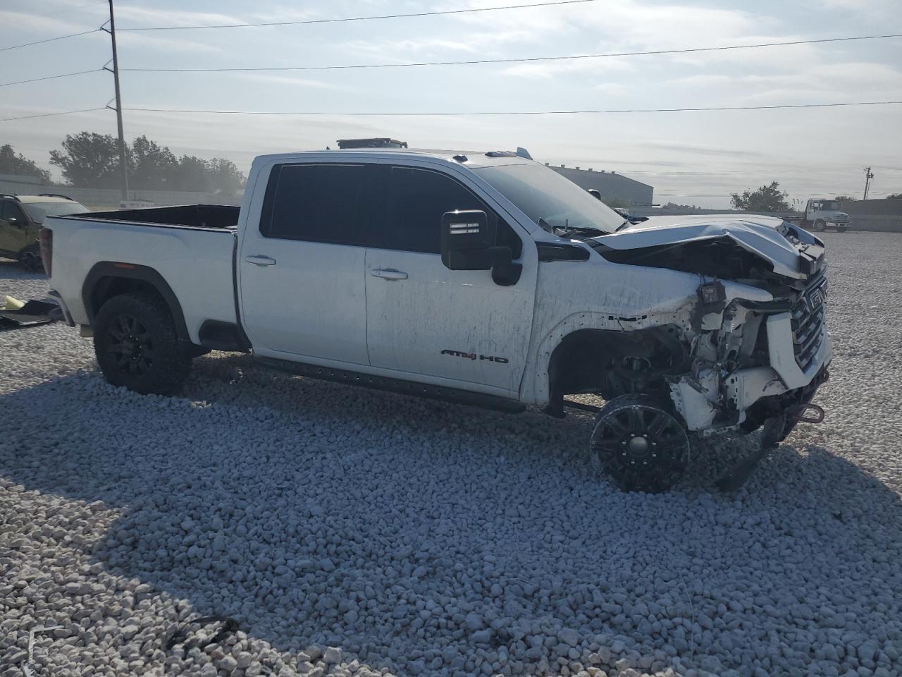 2024 GMC Sierra