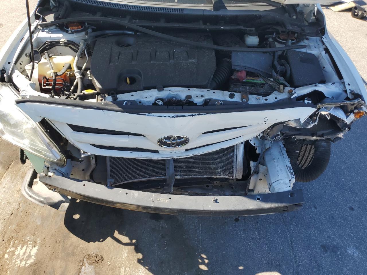 2011 TOYOTA COROLLA