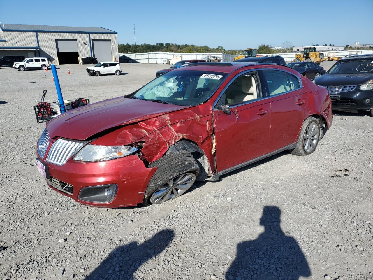 2011 LINCOLN MKS