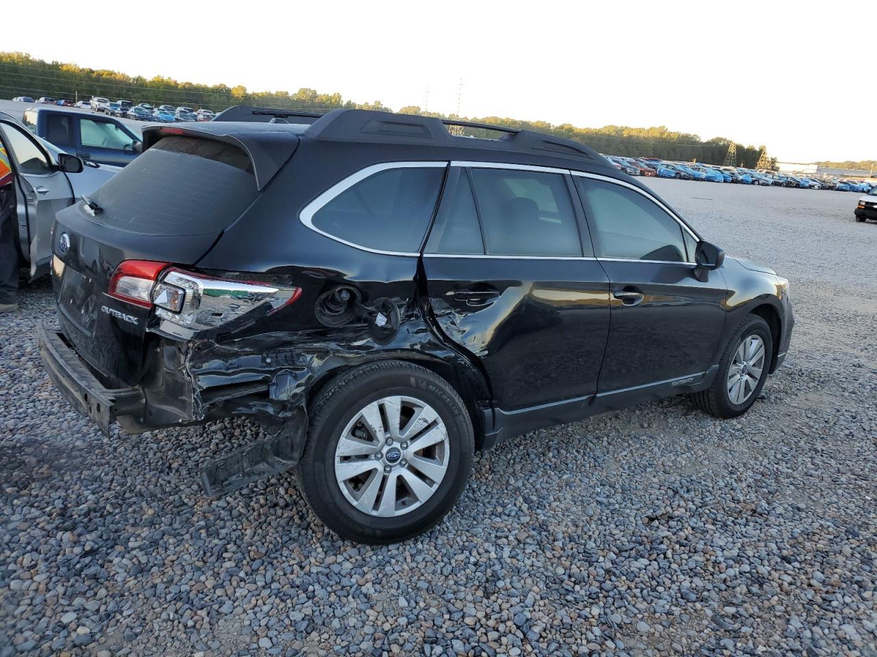 2019 SUBARU Outback