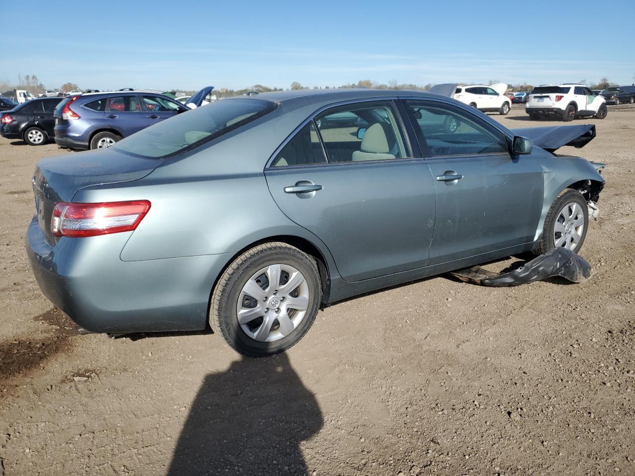 2011 TOYOTA CAMRY