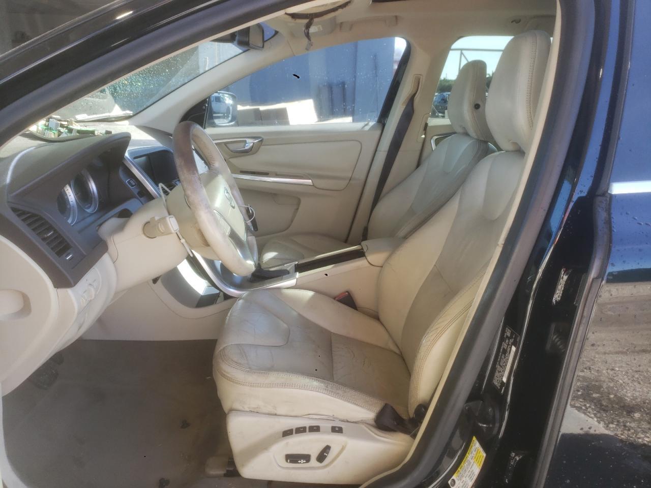 2013 VOLVO XC60