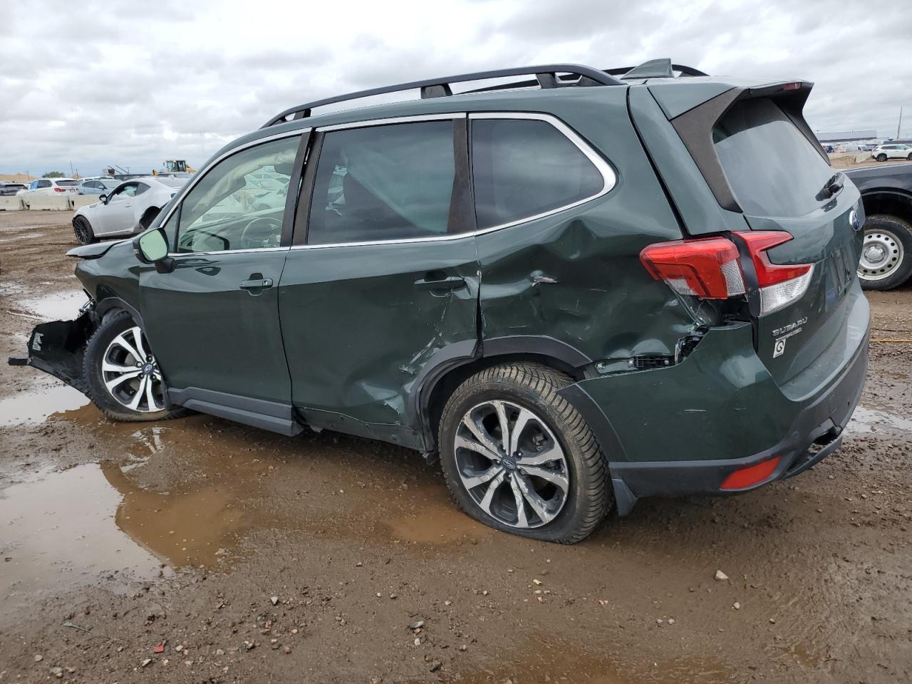 2022 SUBARU FORESTER
