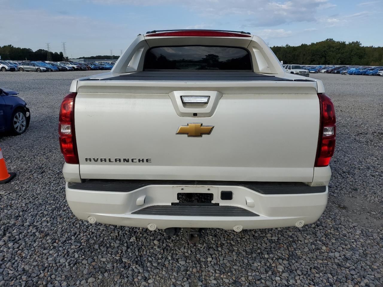 2013 CHEVROLET Avalanche