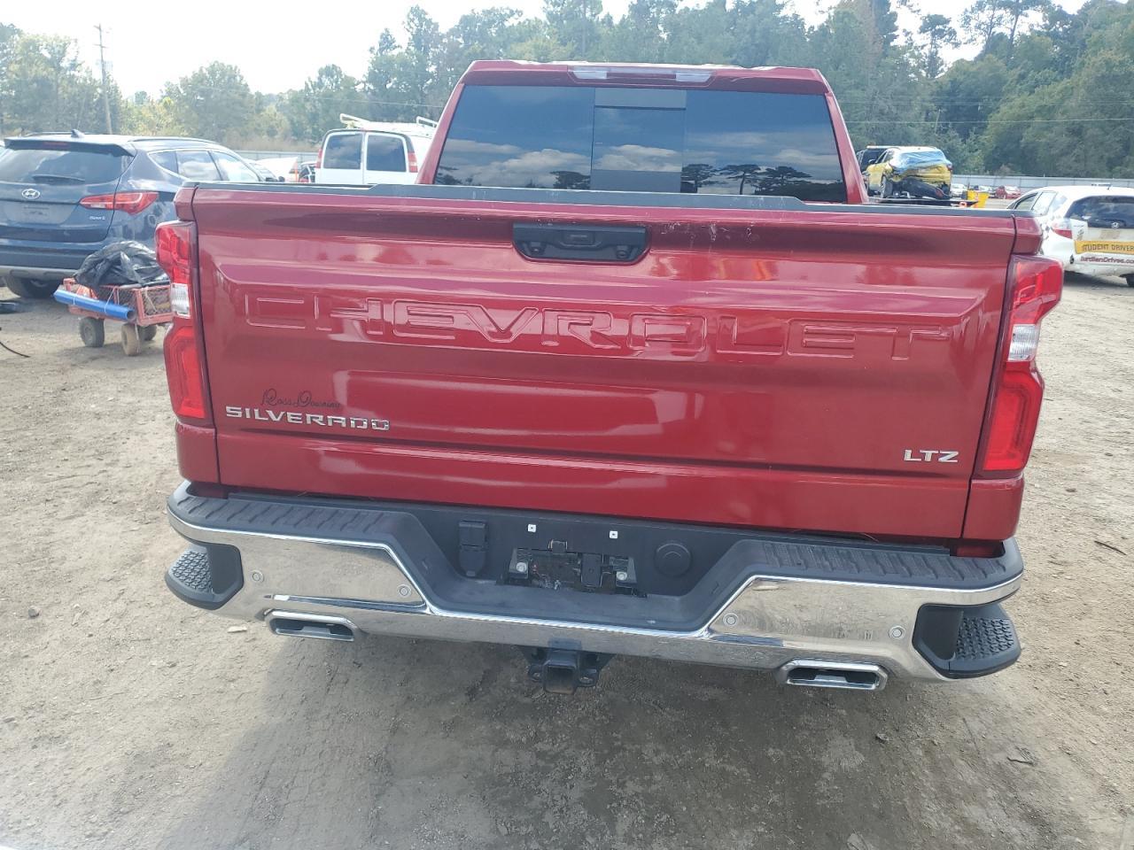 2025 CHEVROLET Silverado
