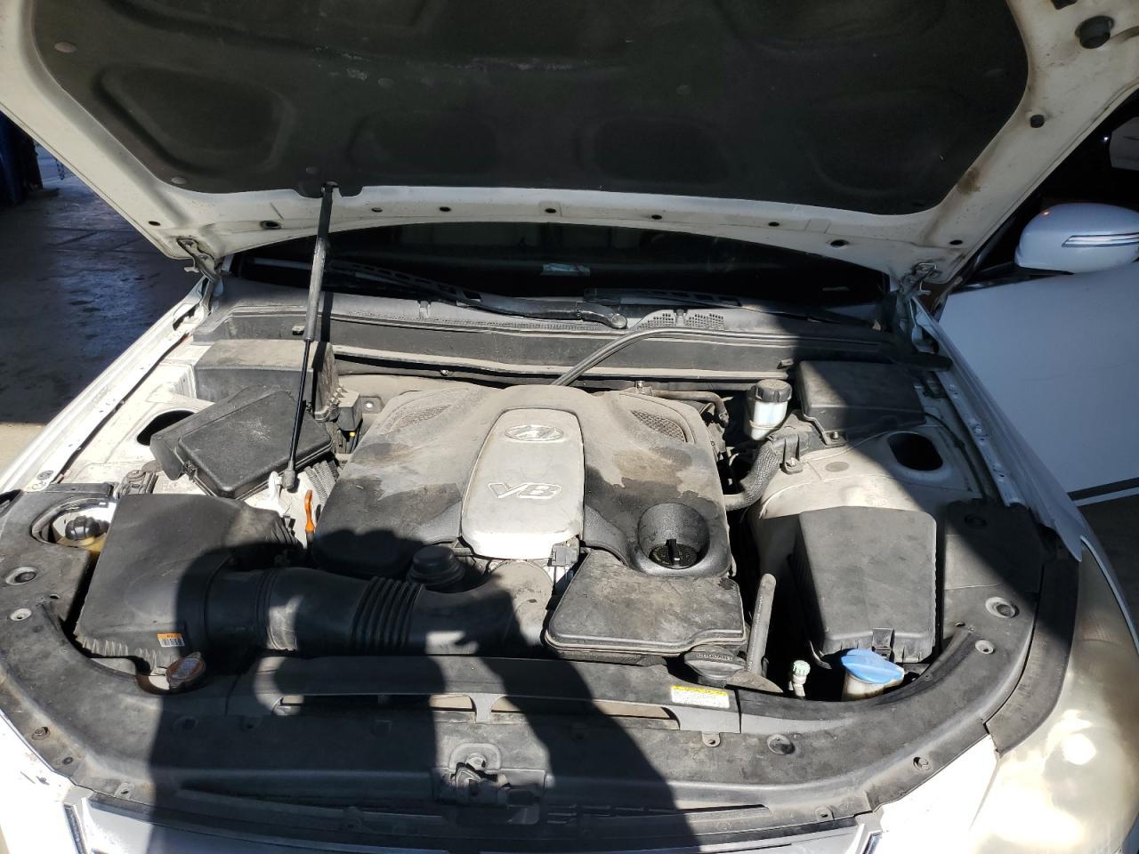 2010 HYUNDAI GENESIS