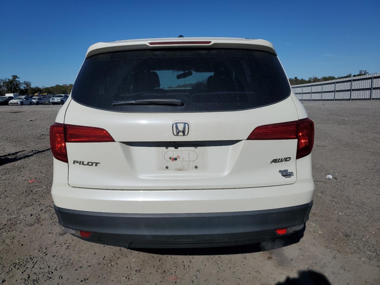 2017 HONDA PILOT