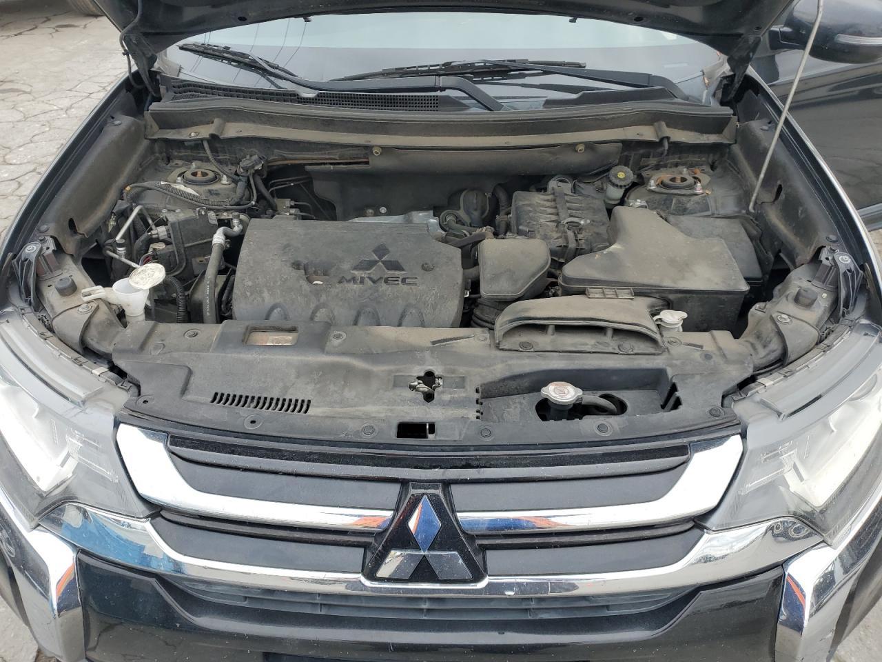 2018 MITSUBISHI outlander