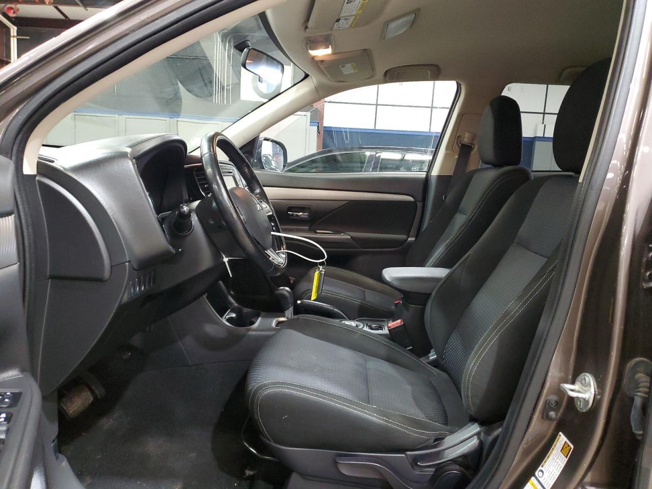 2016 MITSUBISHI outlander