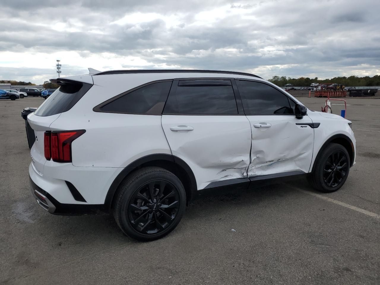 2022 KIA SORENTO