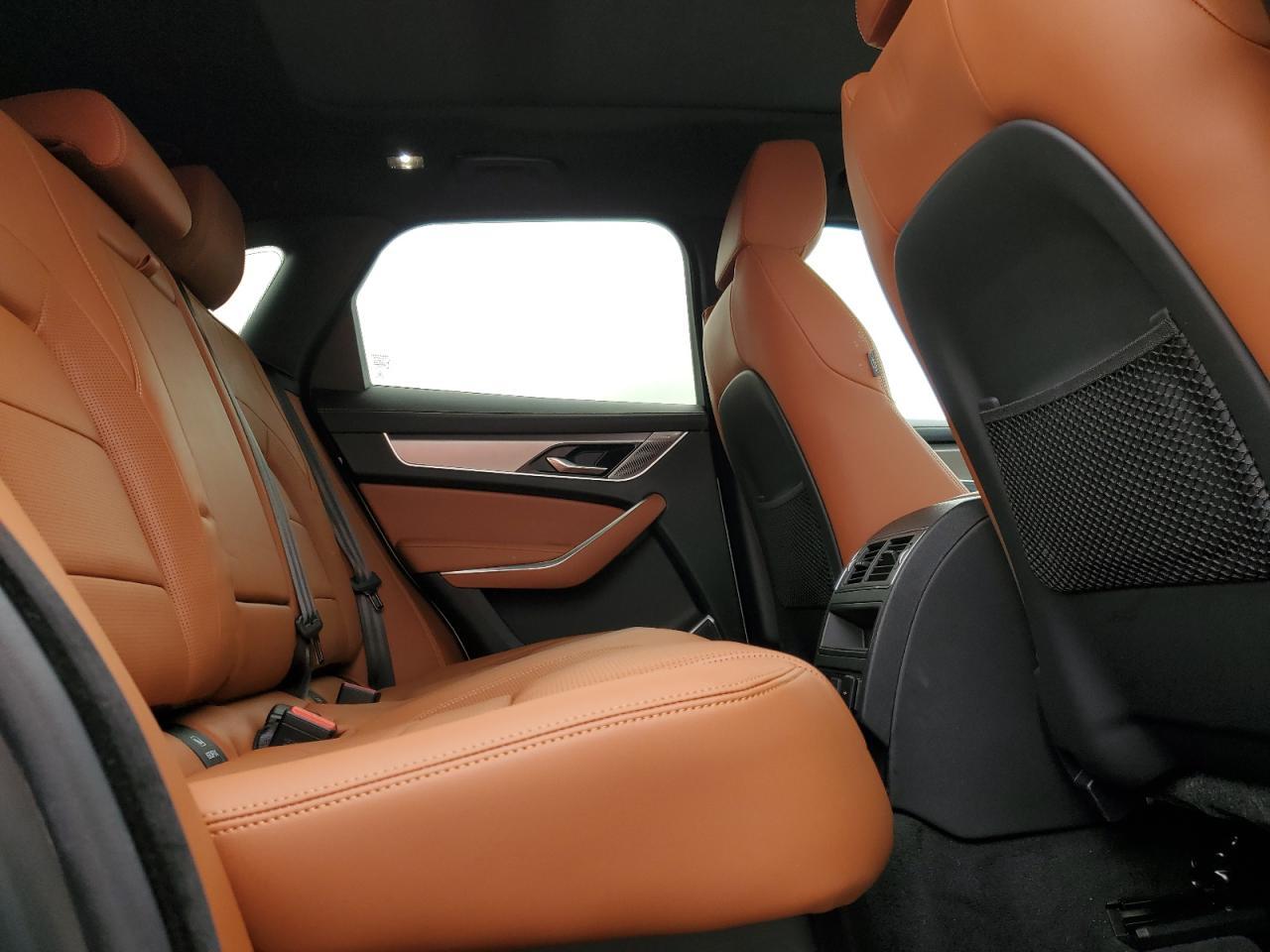 2025 JAGUAR F-Pace