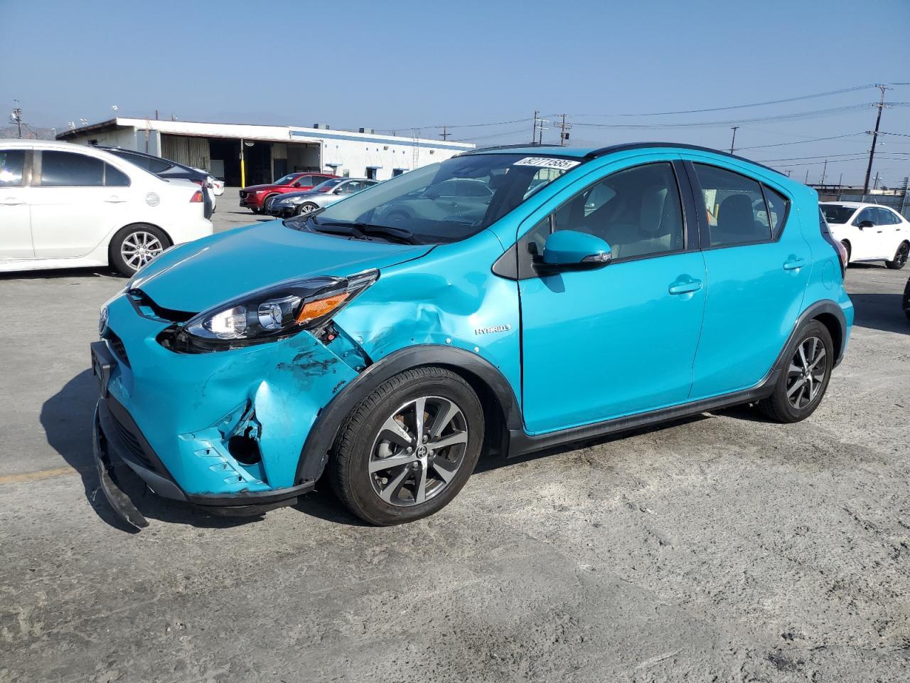 2018 TOYOTA Prius c