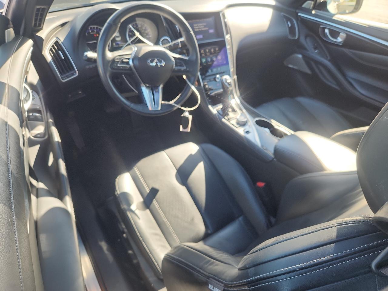 2017 INFINITI Q60