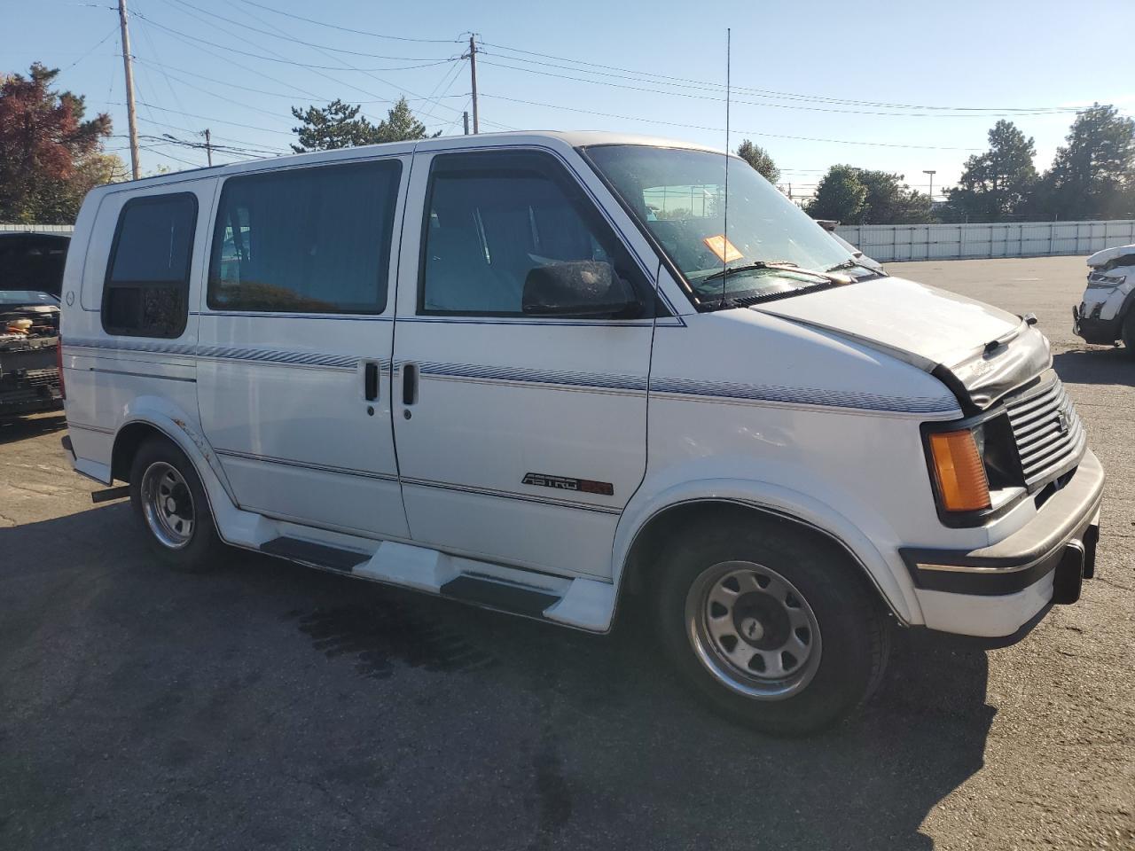 1994 CHEVROLET Astro