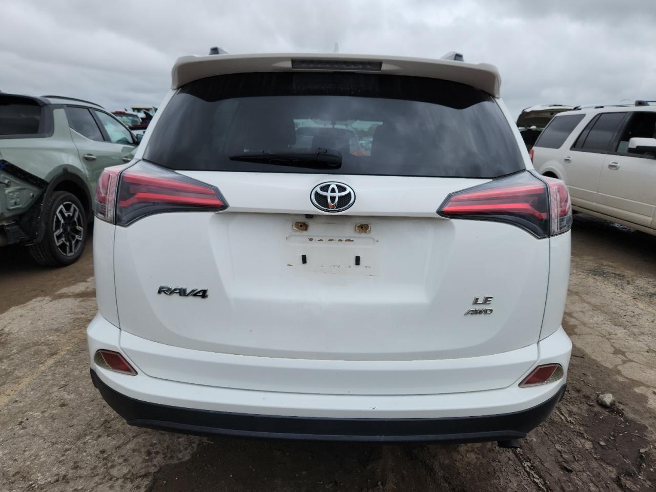 2016 TOYOTA RAV4