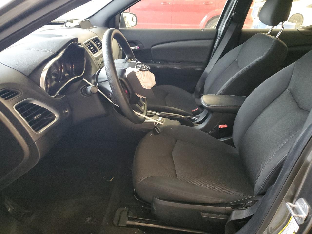 2013 DODGE Avenger