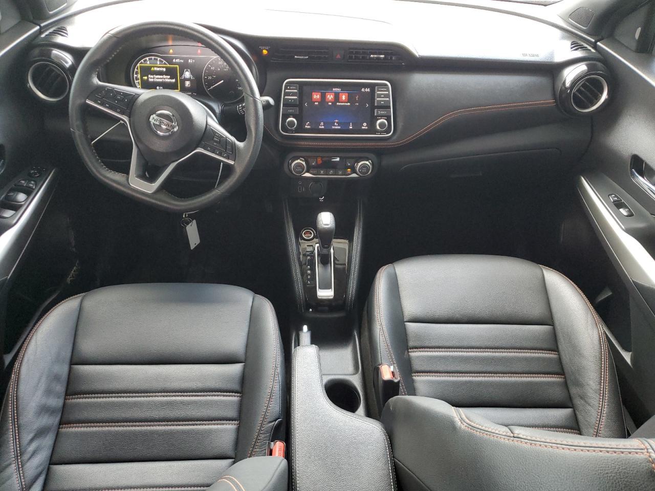 2020 NISSAN KICKS